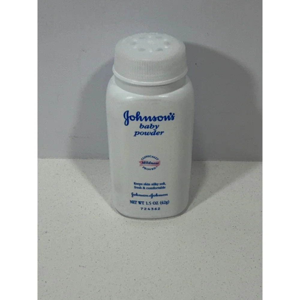 Johnsons Baby Powder Original Talc Formula 1.5 oz Travel Size Vintage 724362